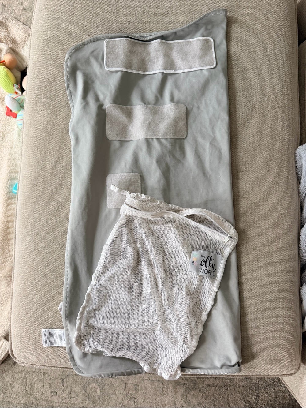Ollie World Grey Swaddle with White Mesh Laundry Bag